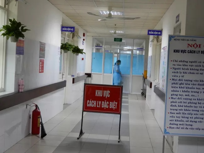 TIN TỨC MỚI - Dịch COVID-19: Hơn 630 người ở Hà Nội phải giám sát, cách ly